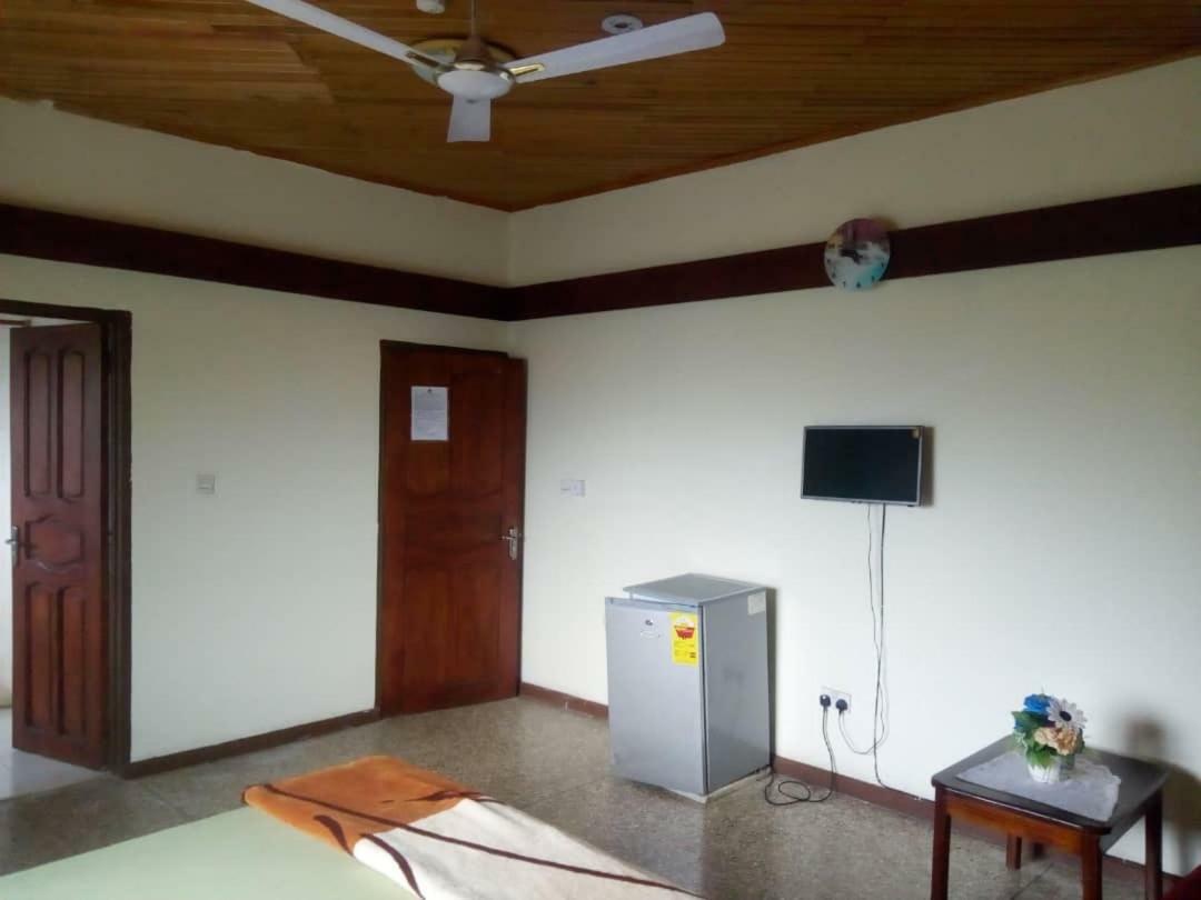 Jackson Guesthouse Anomabo Anomabu Экстерьер фото